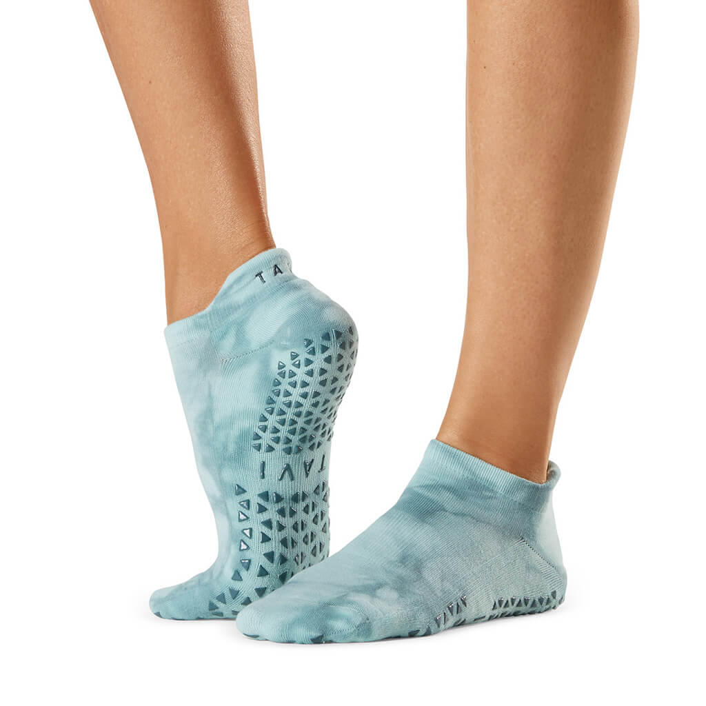 TAVI Savvy Grip Socks